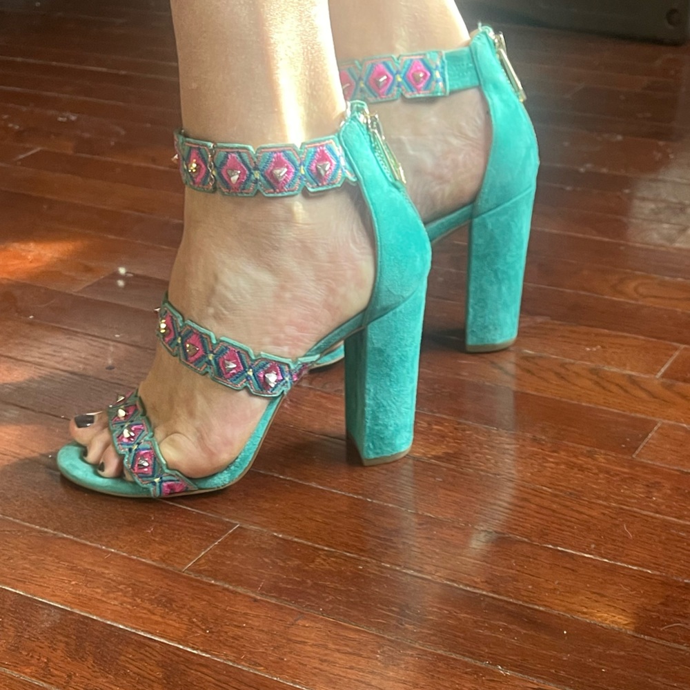Size 9 botkier teal high heels used